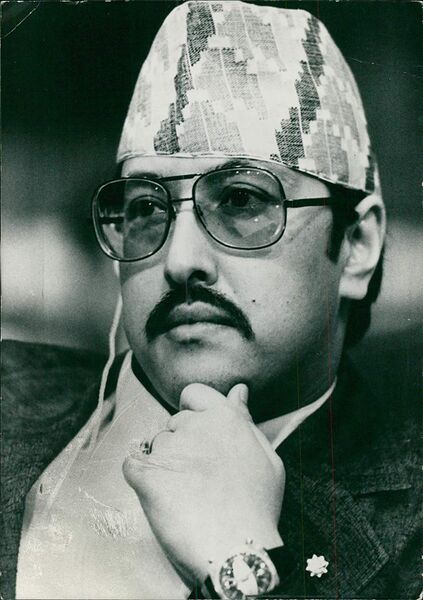 Файл:Birendra Bir Bikram Shah c. 1967.jpg