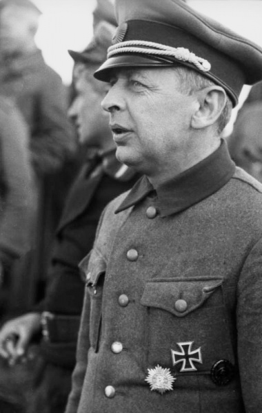 Файл:Bundesarchiv Bild 101I-280-1075-11A, Russland, Brigadekommandeur Borislaw Kaminski.jpg