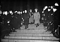 Ryti descends from the parliament building.jpg