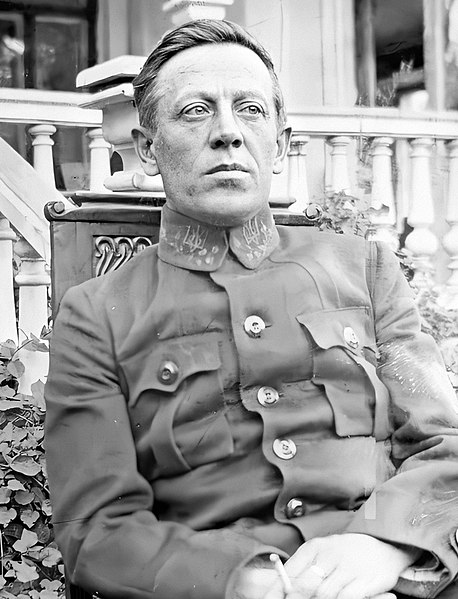 Файл:Symon Petlura. Photo 1920s.jpg