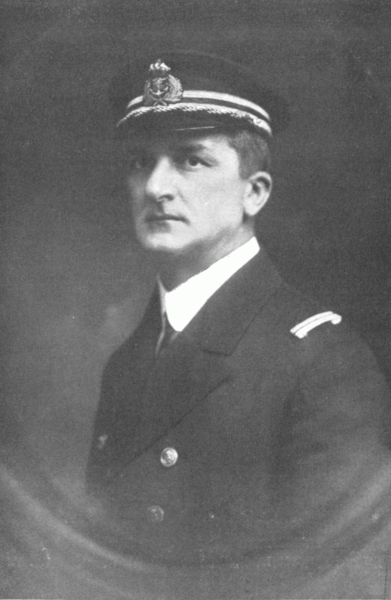 Файл:Linienschiffskapitän Nikolaus Horthy von Nagy-Banya 1915 C. Pietzner.png