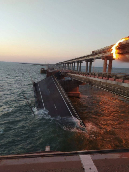 Файл:Krym bridge 4.jpg