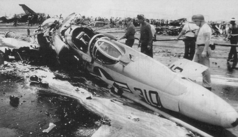 Файл:USS Forrestal 2.jpg
