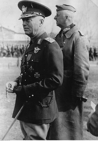 Файл:Marshal Ion Antonescu and General Erich von Manstein.jpg