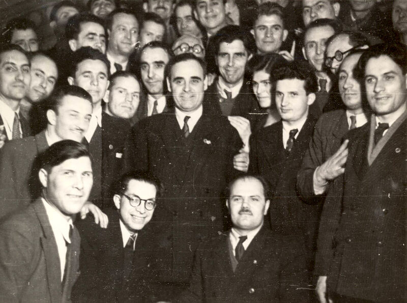 Файл:Gheorghiu-Dej, Ceausescu & delegates in Feb 1948.jpg