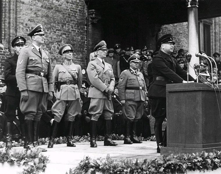 Файл:Toespraak Anton Mussert.jpg